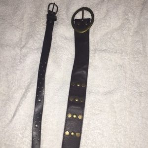 Woman’s belts